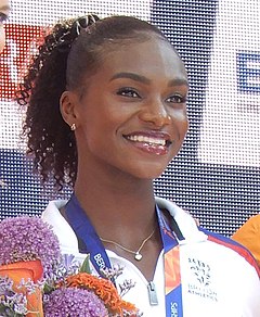 How tall is Dina Asher-Smith?